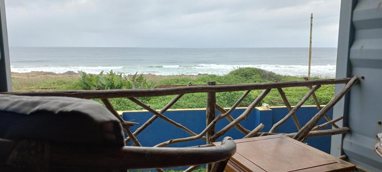 Blue Space Beach House Port Shepstone Extérieur photo