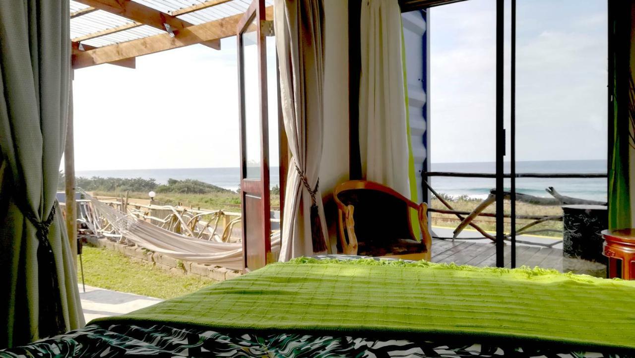 Blue Space Beach House Port Shepstone Extérieur photo