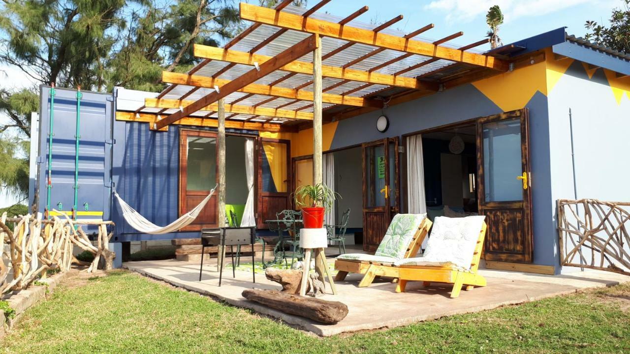 Blue Space Beach House Port Shepstone Extérieur photo
